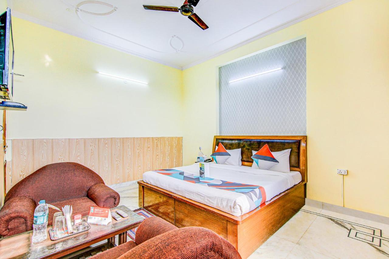 Fabexpress Royal Ashray Hotel Noida Eksteriør billede