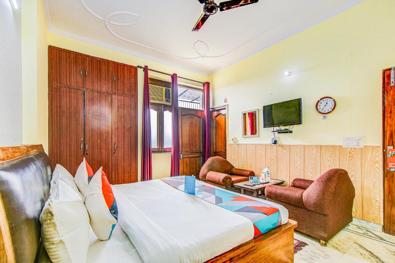 Fabexpress Royal Ashray Hotel Noida Eksteriør billede