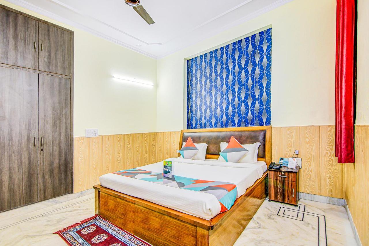 Fabexpress Royal Ashray Hotel Noida Eksteriør billede