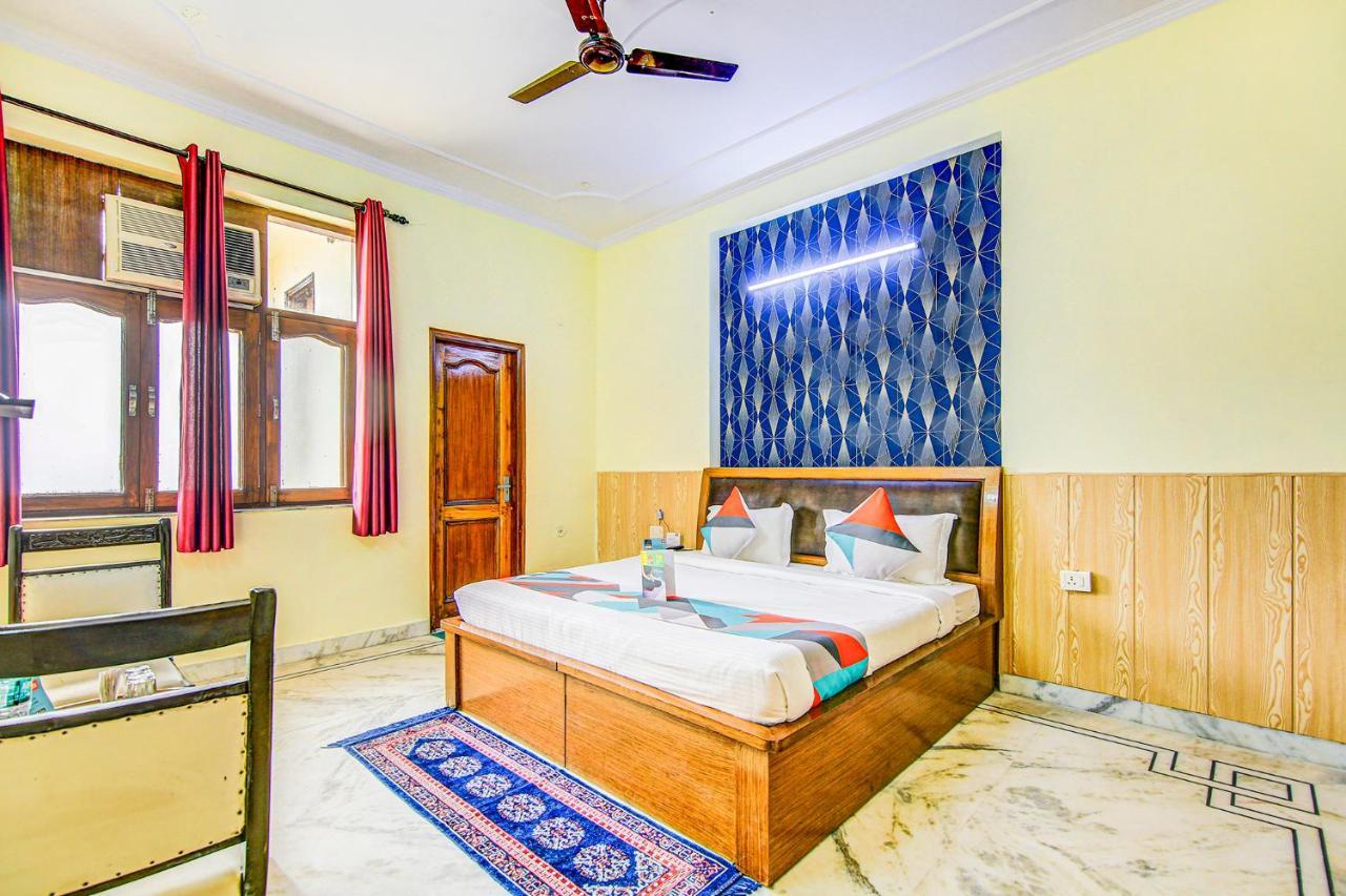 Fabexpress Royal Ashray Hotel Noida Eksteriør billede