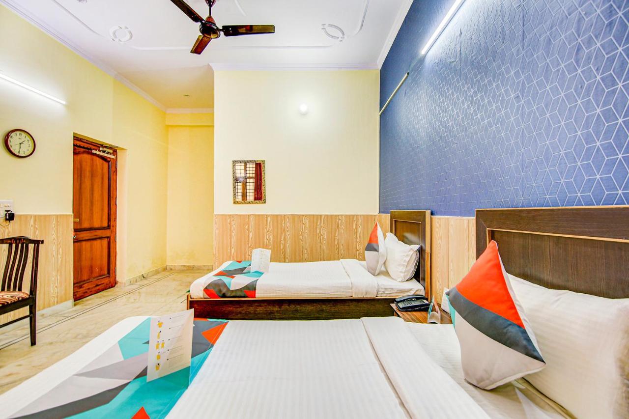 Fabexpress Royal Ashray Hotel Noida Eksteriør billede